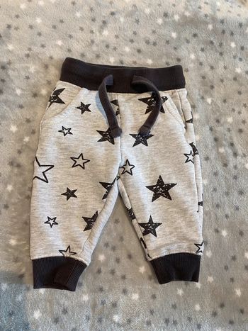 Pantalon jogging étoiles 6 mois