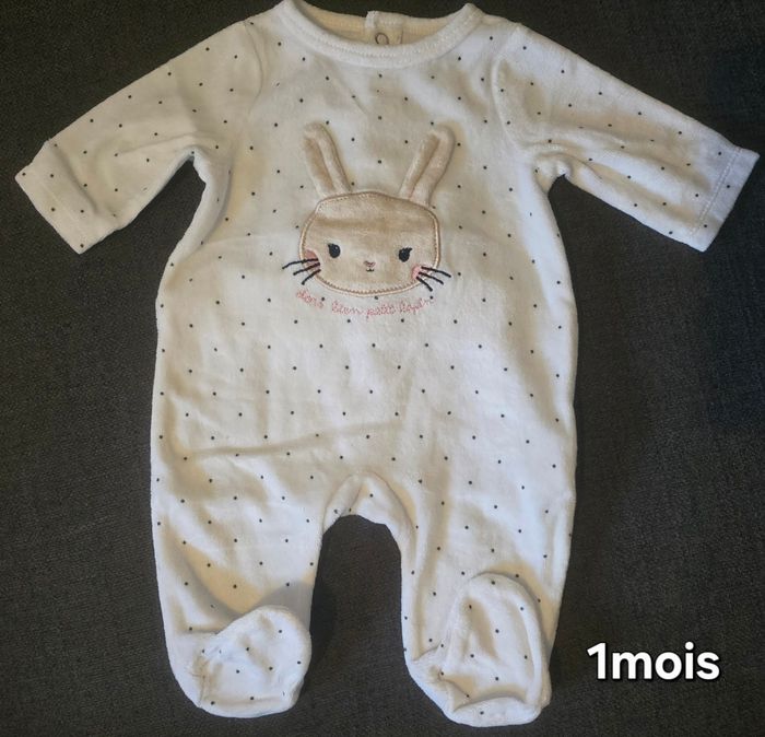 1 mois - photo numéro 3