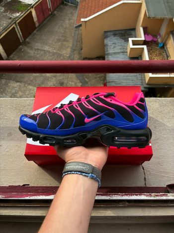 Nike Air Max Plus Noir/Racer Blue/Salsa Red/Hyper Pink - Neuves