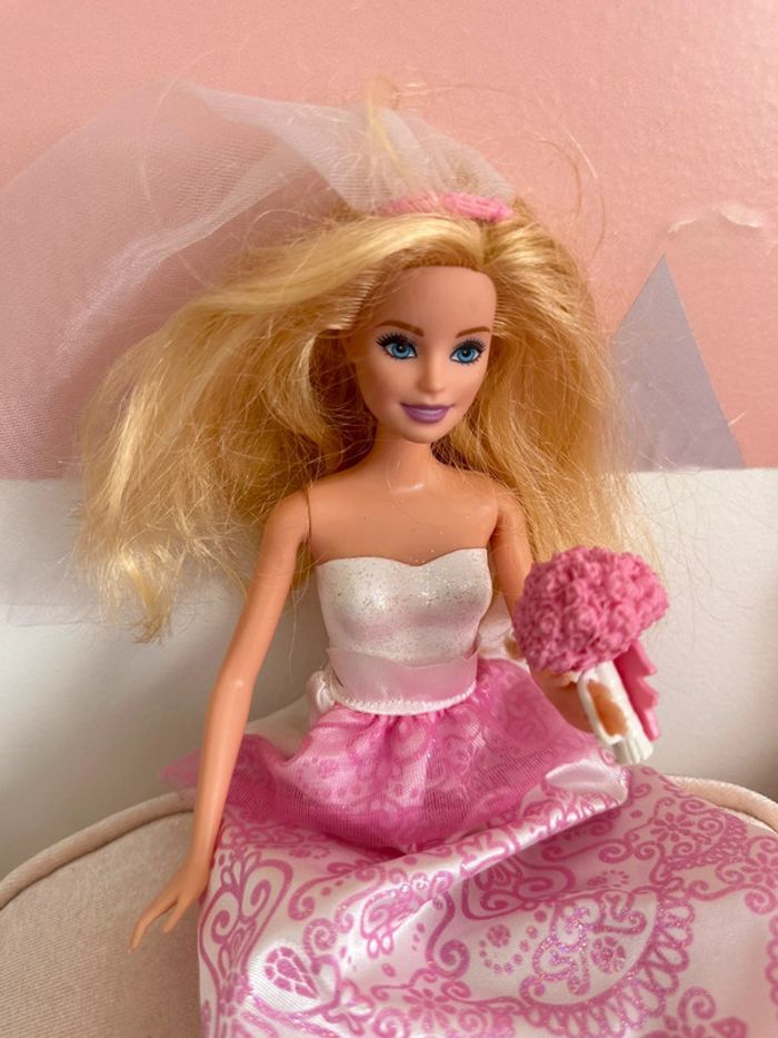 Poupée Barbie mariée - photo numéro 2