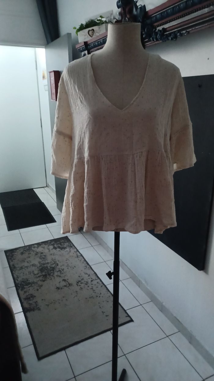 Très beau haut femme