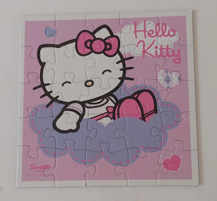Lot de 4 puzzles Hello Kitty - photo numéro 3