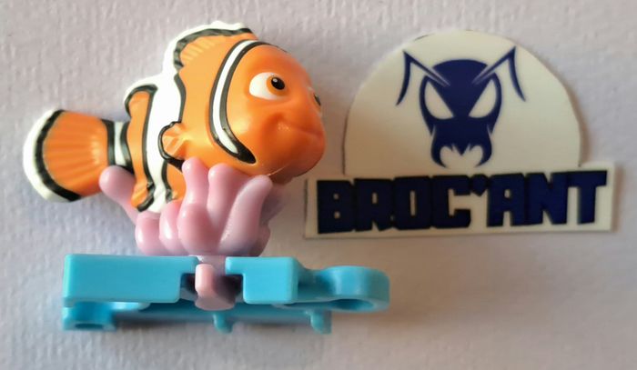 Figurine Disney Pixar Le Monde de Némo Kinder