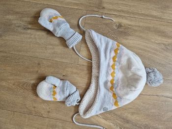 Bonnet et gants 51 cm