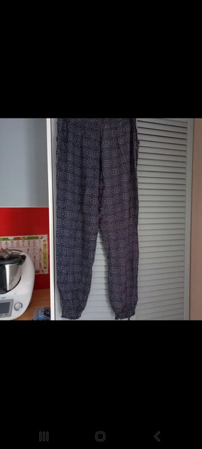 Pantalon fluide et confortable bleu et blanc - photo numéro 3