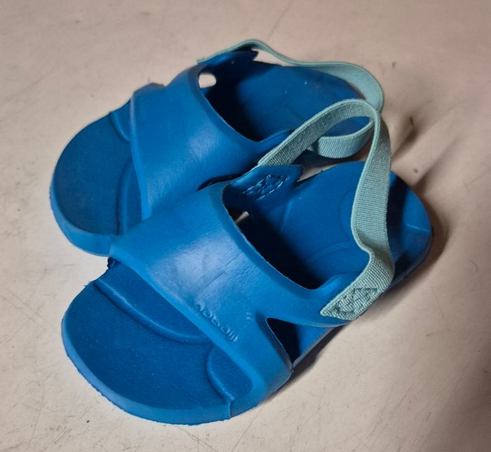 Sandale nu pieds garcon bébé taille 16.5 nabaji décathlon