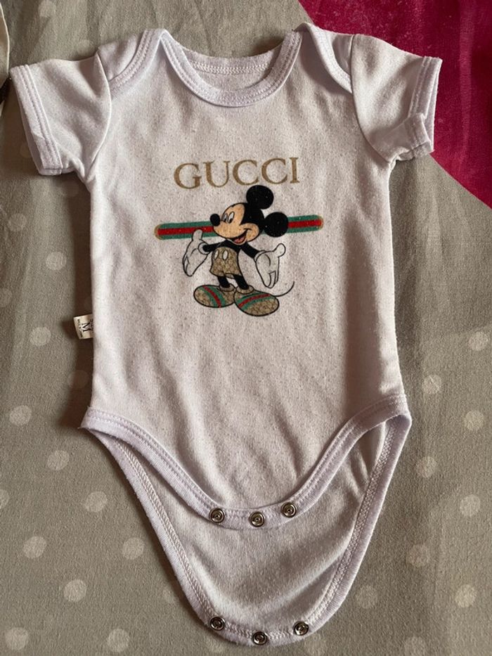 Bodies manche courte