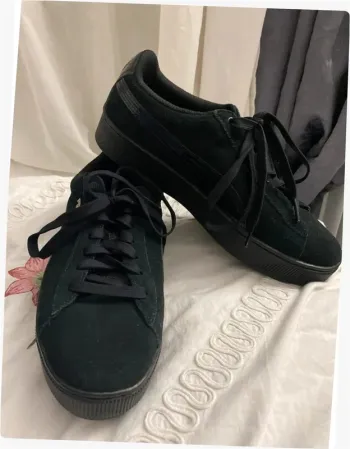 Baskets à plateforme imitation daim noir Puma suede