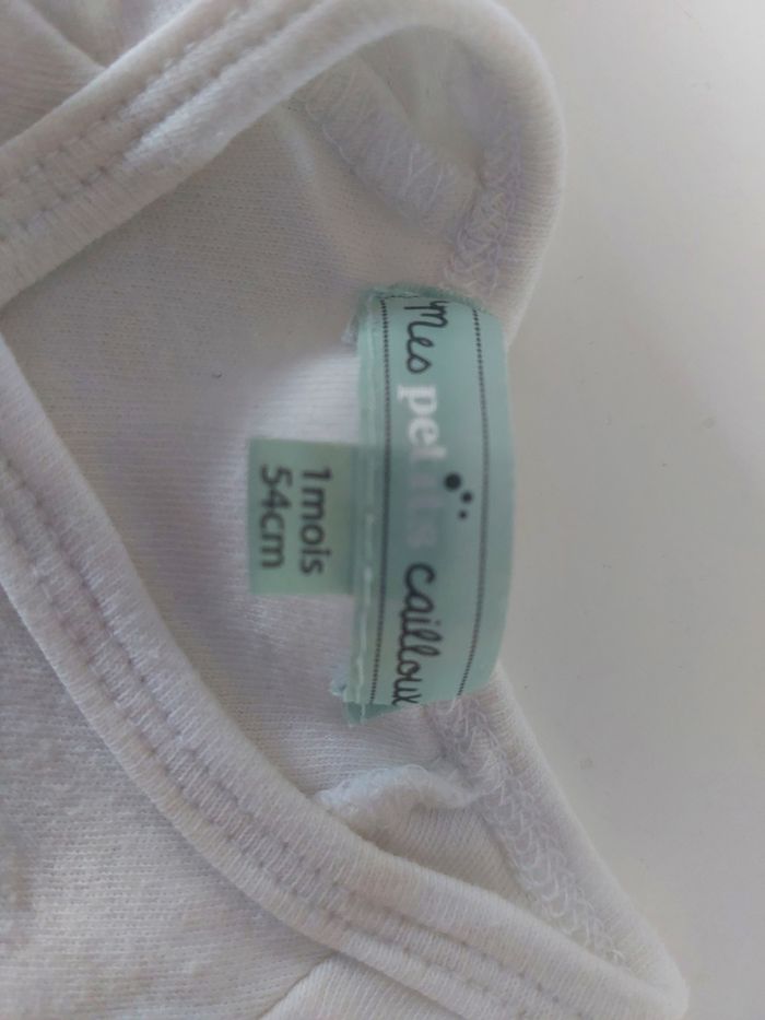 Bodies - photo numéro 2