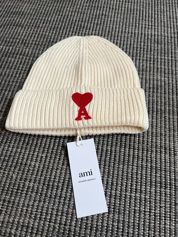 Bonnet ami Paris