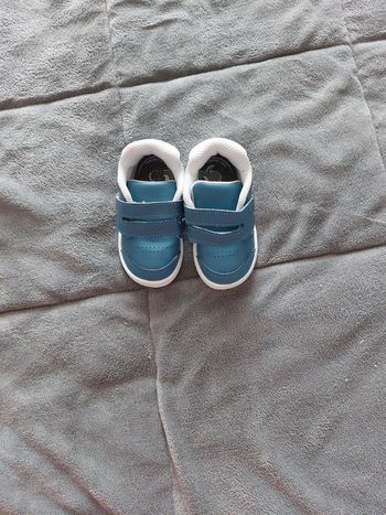 Basket taille 21