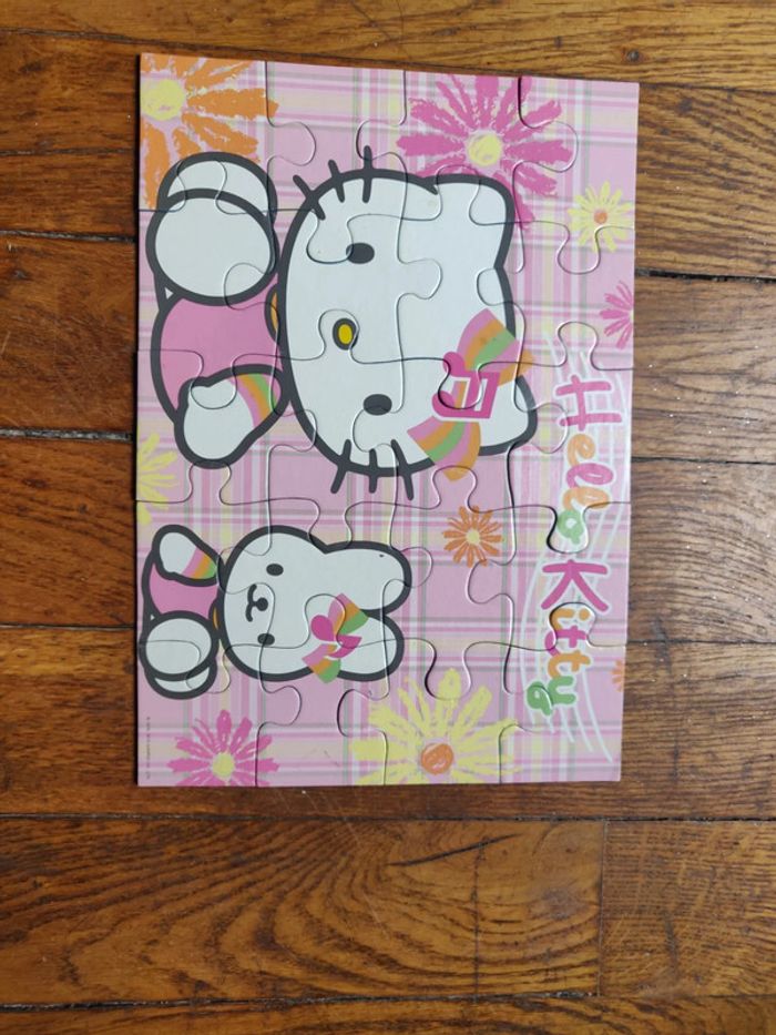 Puzzle hello kitty - photo numéro 2