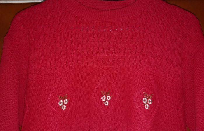 Pull rouge Vintage fleuri - photo numéro 2