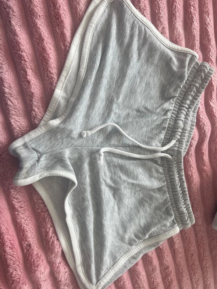 Short femme