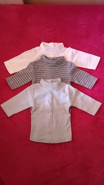 Lot 3 sous pull 1 mois