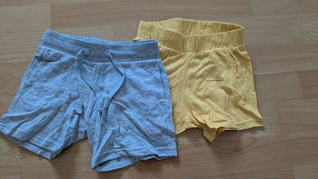 Shorts h&m 18 24 mois