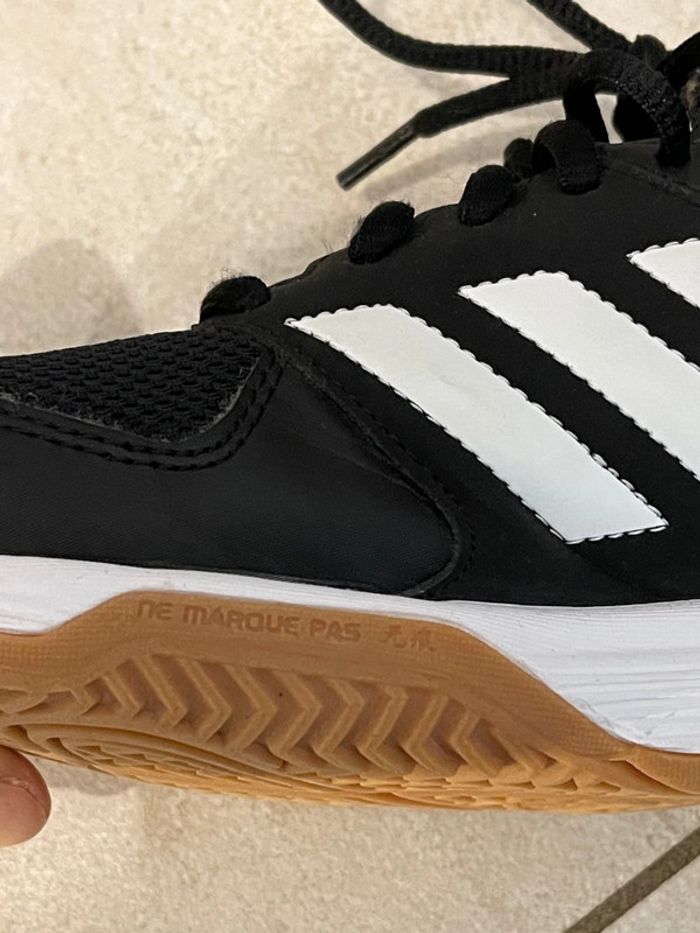 Basket Adidas adiwear 36,5 neuf - photo numéro 10