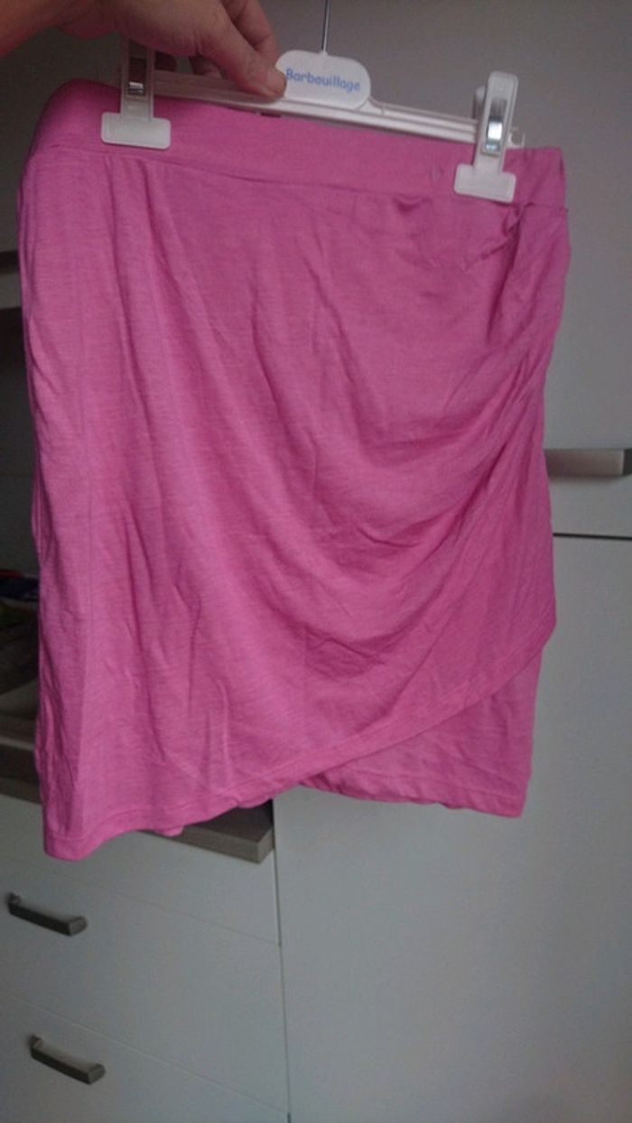 Jupe neuve - photo numéro 2