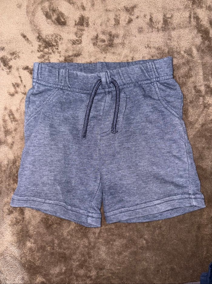 Lot de shorts garçon taille 24 mois en très bon état - photo numéro 4