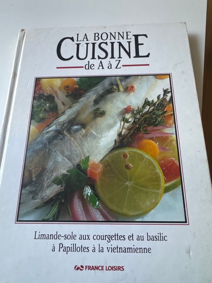 Livre de cuisine - photo numéro 1