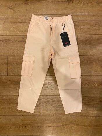 Jeans loose cargo levi’s femme neuf, 3/4 taille 26/26 neuf