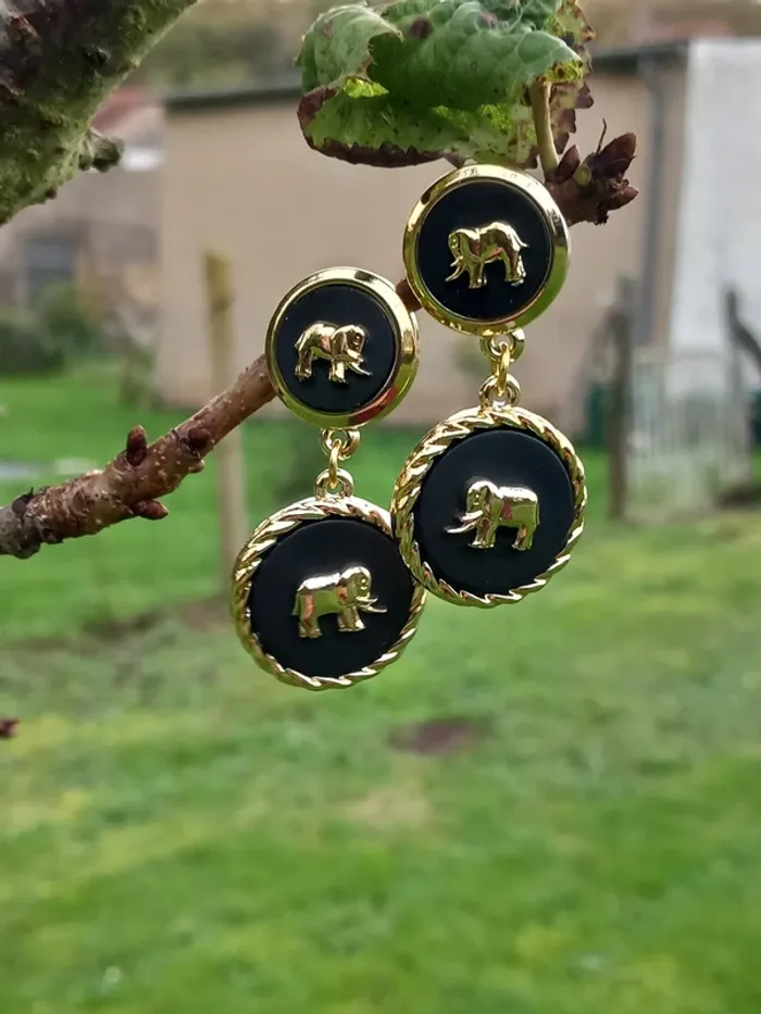 Boucles d'oreilles fantaisie a clip - photo numéro 2