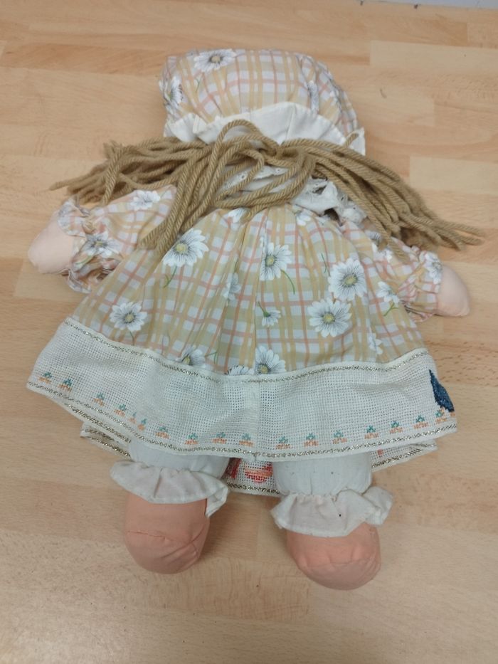 Poupée vintage Dolly Mine 1987 – 33 cm – Well Made Toy Corp – robe fleurie - photo numéro 2