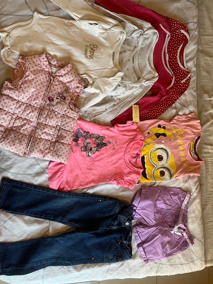 Vente vêtements, bébé fille - photo numéro 2
