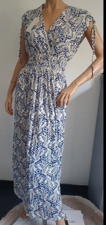 Robe cache cœur matière magique Taille unique jusqu au 52