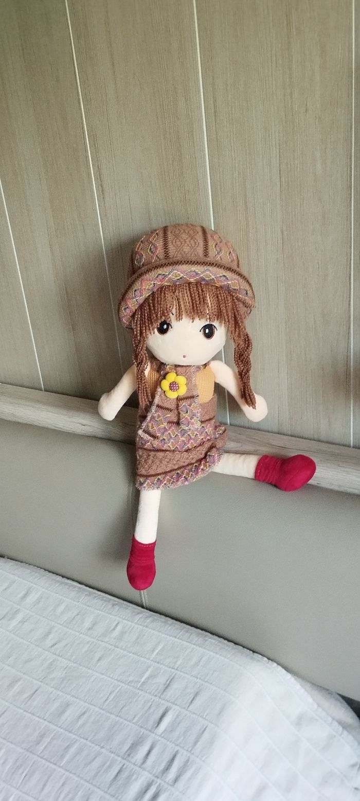 Poupée mousse et laine. - photo numéro 4