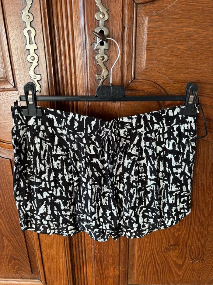 Short noir et blanc Emoi