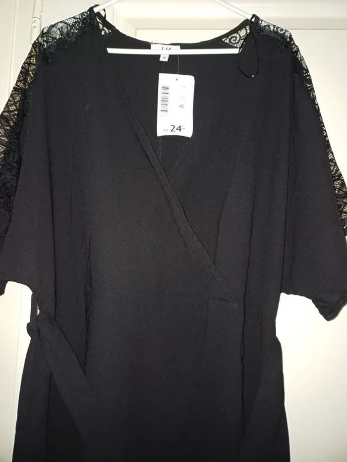 Robes noires LH - photo numéro 3