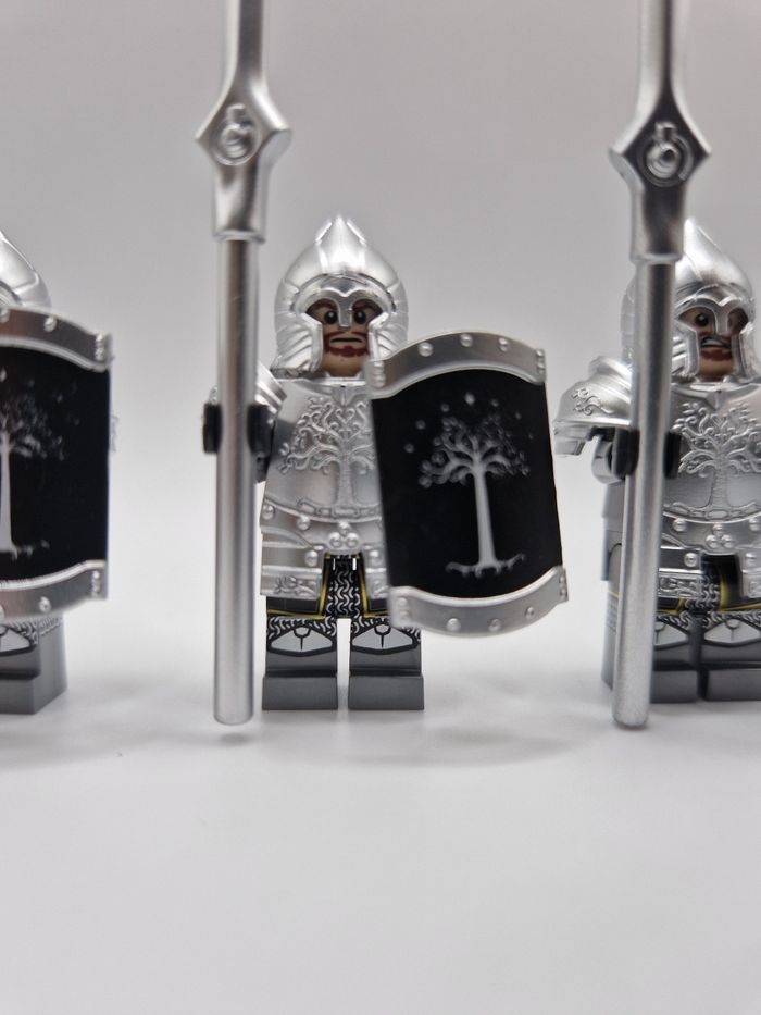 Figurines type lego 6 guerriers de minas tirith du gondor seigneur des anneaux / hobbit - photo numéro 3