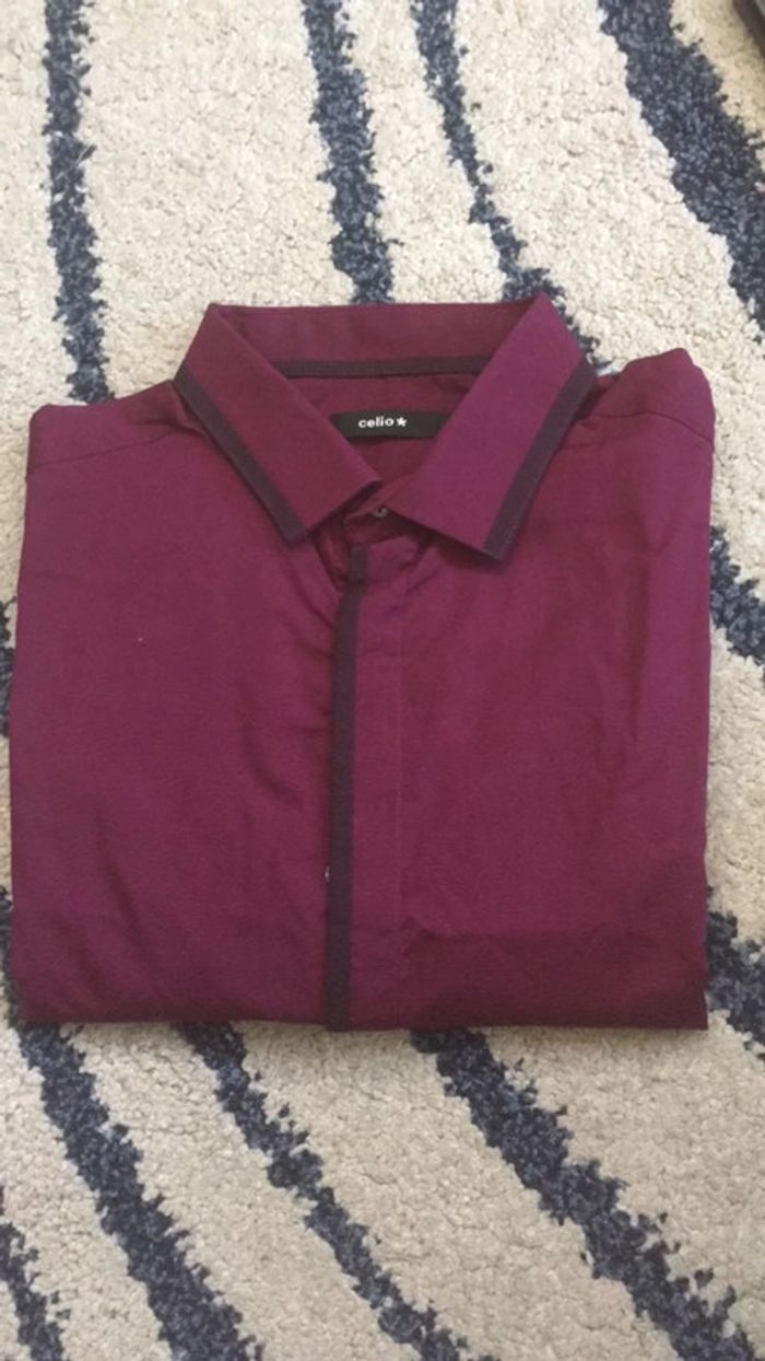 Chemise détail col et boutonnière