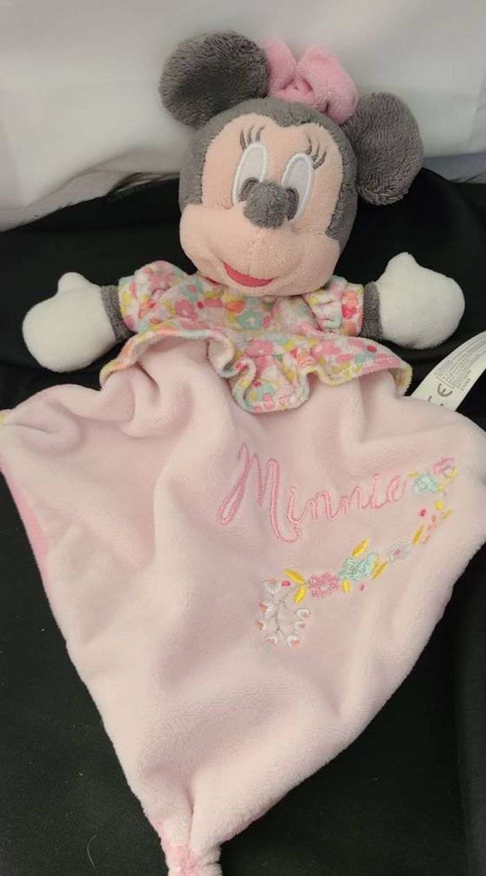 Disney Minnie la souris Doudou plat Liberty rose fleur