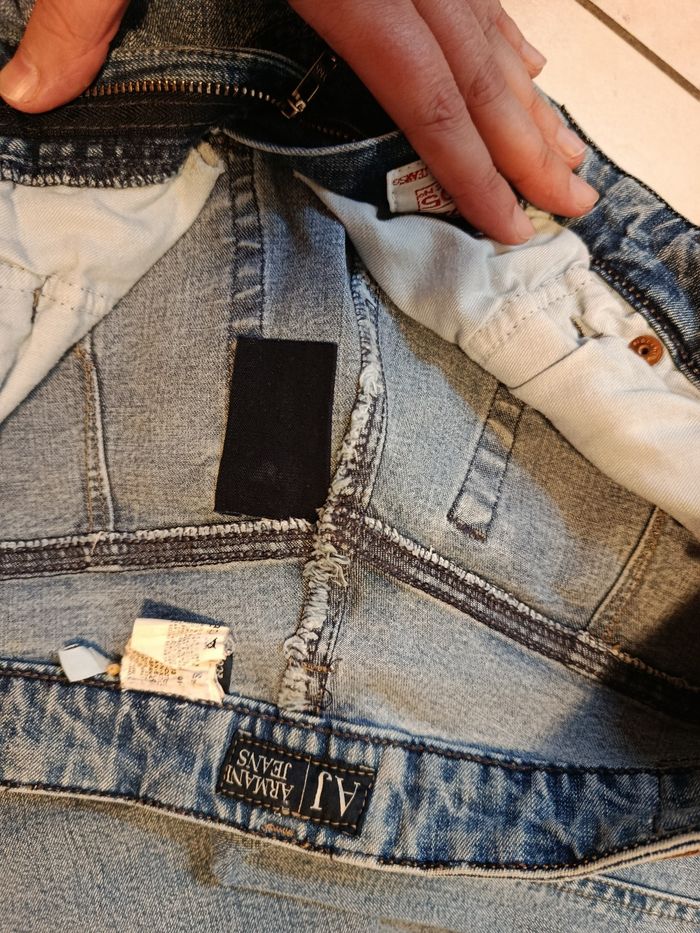 A saisir ! 3 jeans  + 2 pantalons ( dont 1 CAMAÏEU) , femme, tailles 36 et 38  ( Bien lire merci) - photo numéro 8