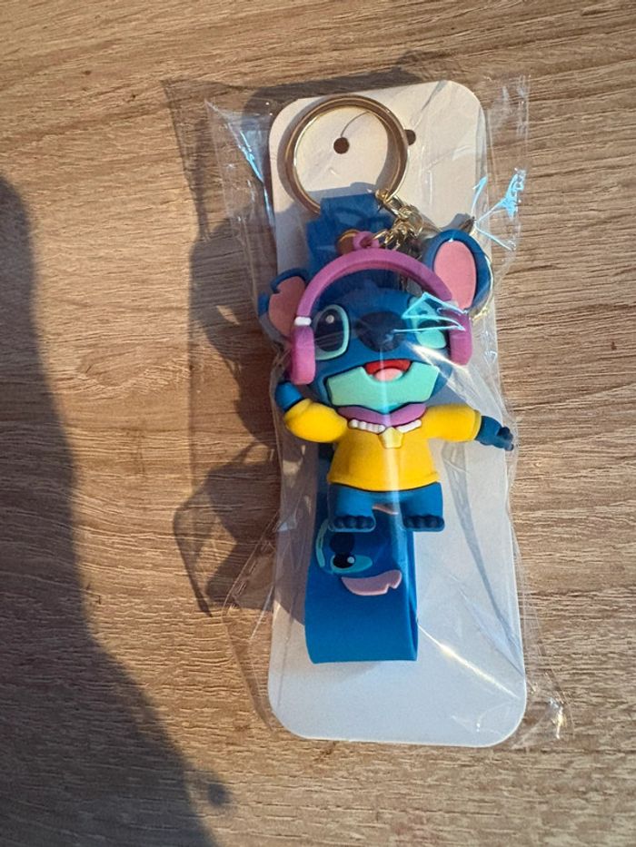 Porte clés stitch - photo numéro 2
