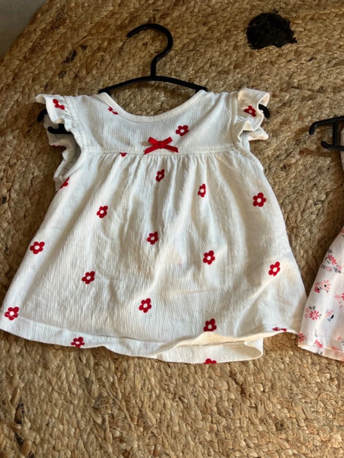 Lot de trois petits T-shirts - photo numéro 4