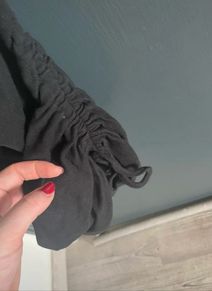 Petite robe noire - photo numéro 4