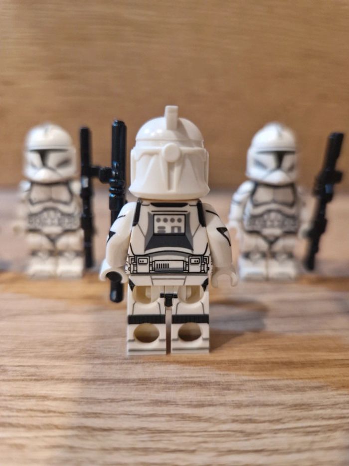Figurines type lego 4 clones première génération star wars - photo numéro 4