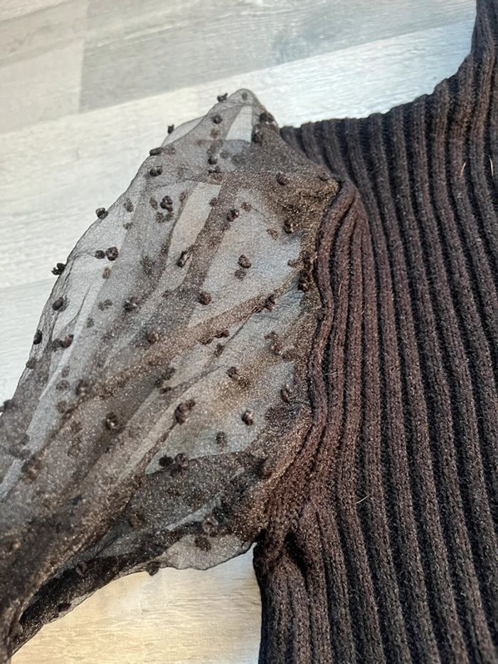Petit pull court taille S avec manches transparentes - photo numéro 2