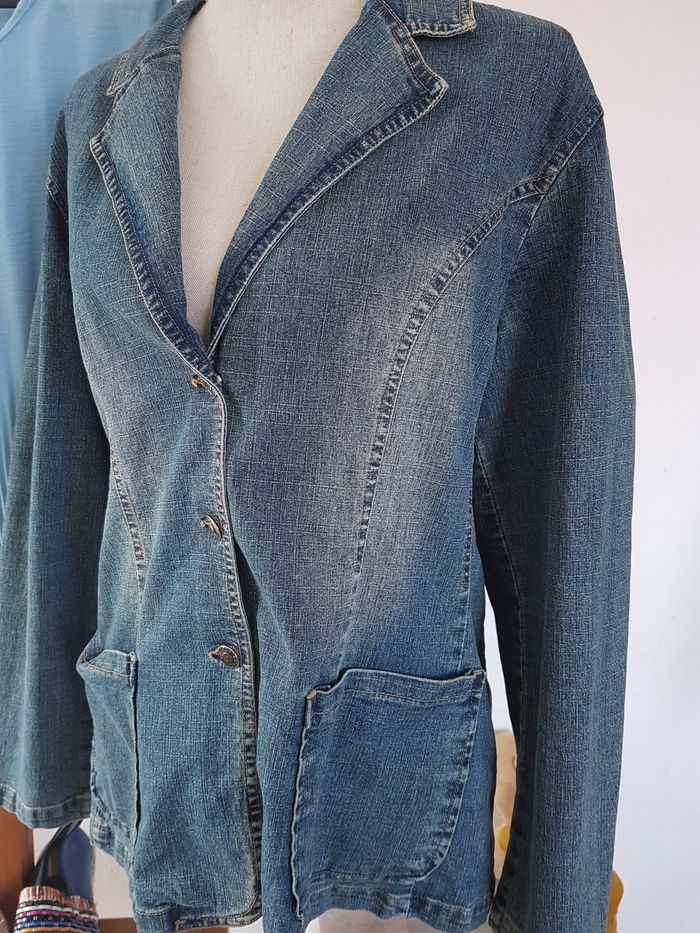Veste jean. 3 boutons devant, 2 poches. Feilida. Taille XL, 50cm aux aisselles. - photo numéro 2