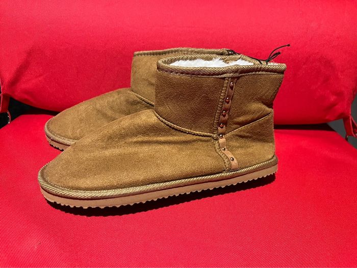Chausson pantoufles bottines boots fourrées femme 40 neuves - photo numéro 4