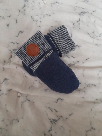 Moufles neuves okaidi