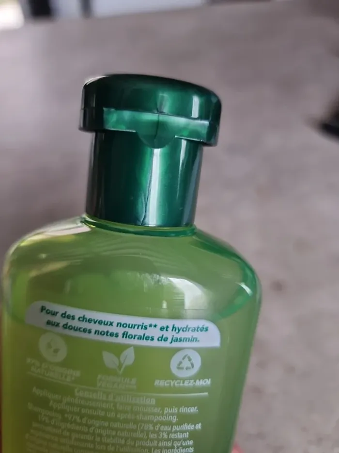 Shampoing aloe vera herbal essences - photo numéro 8