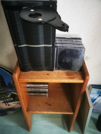 Tour de rangement CD