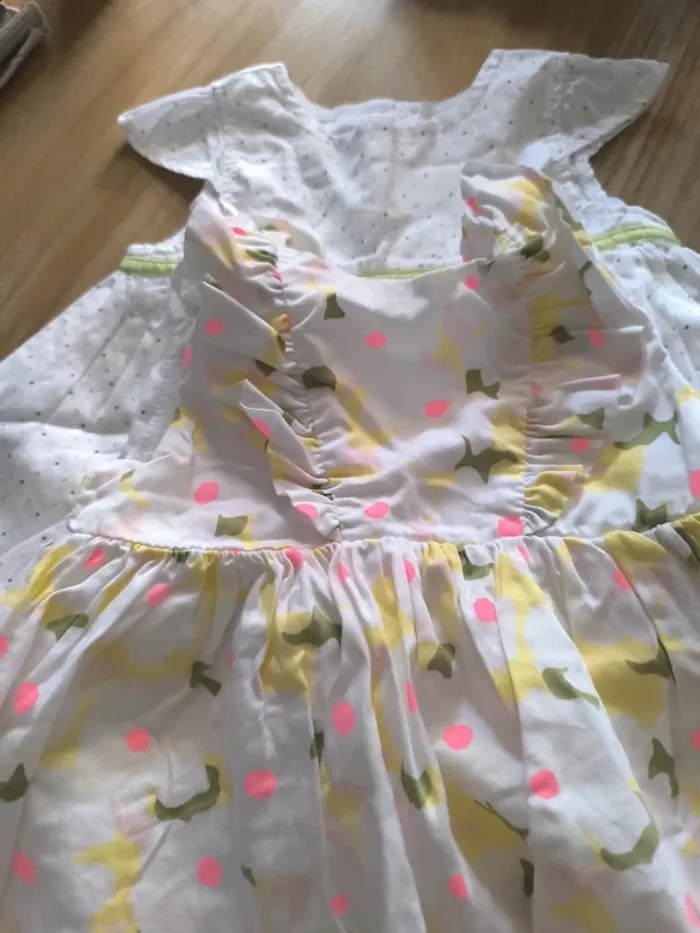 Robe été 6 mois - photo numéro 2