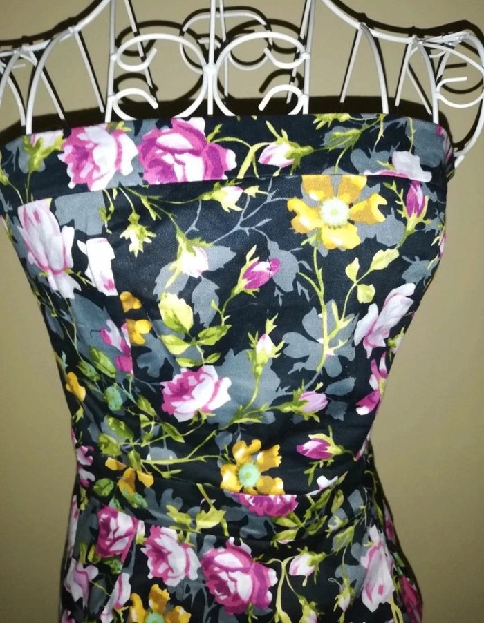 Robe bustier fleurie - photo numéro 2