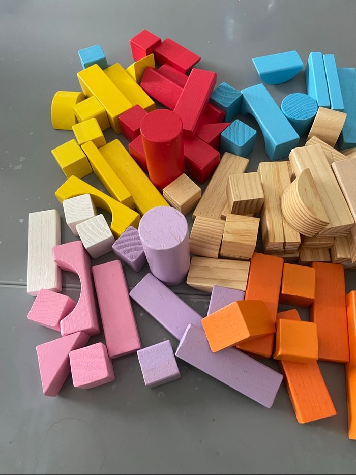 Baril de Jeu de construction Maxi Toys pièces en bois colorées - photo numéro 5