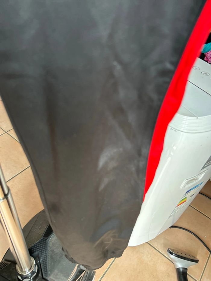 Bas de survêtement Kappa noir et rouge - photo numéro 3